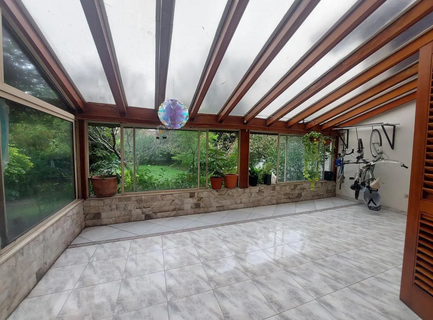 Casa 6 ambientes en venta en Quilmes Oeste 2