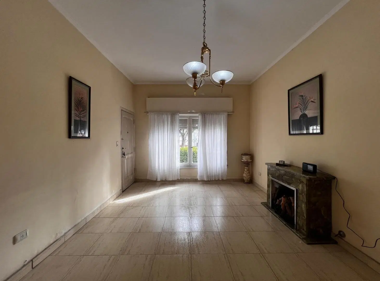 Casa de 4 ambientes en venta en Quilmes Oeste 3