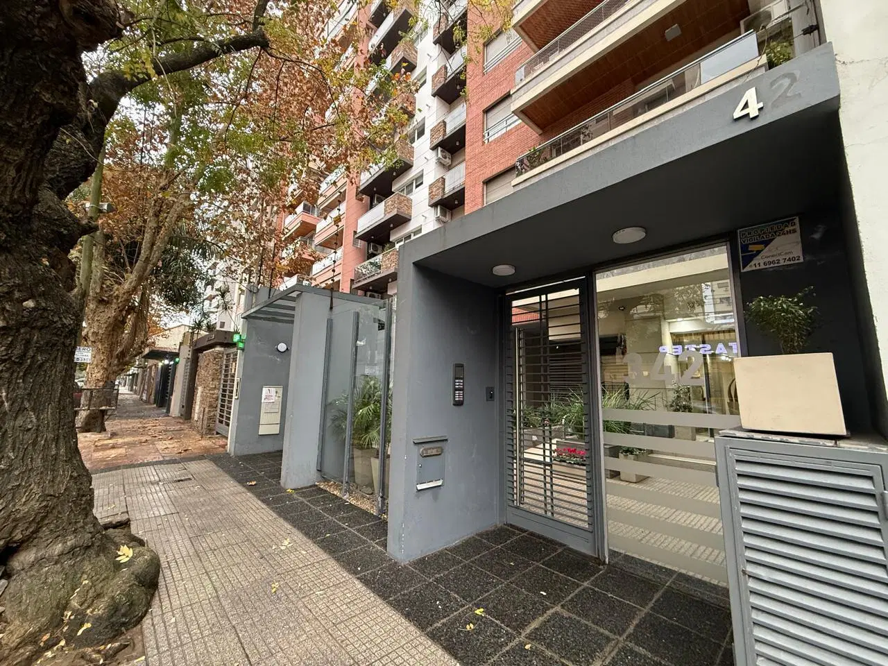 Alquiler departamento con cochera en Quilmes 2