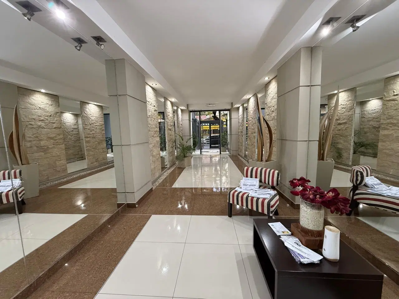 Alquiler departamento con cochera en Quilmes 5