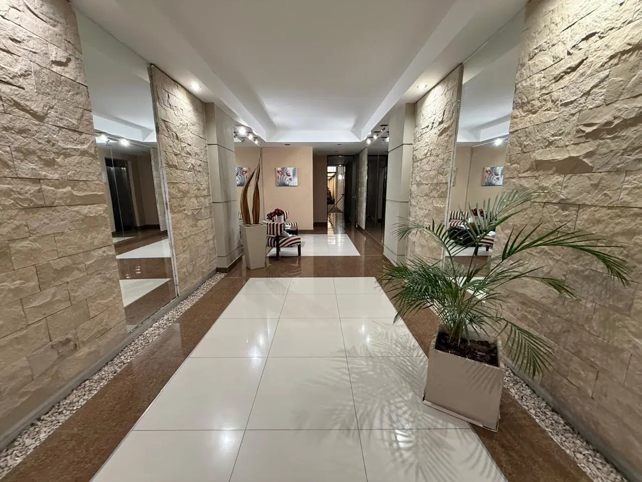 Alquiler departamento con cochera en Quilmes 4