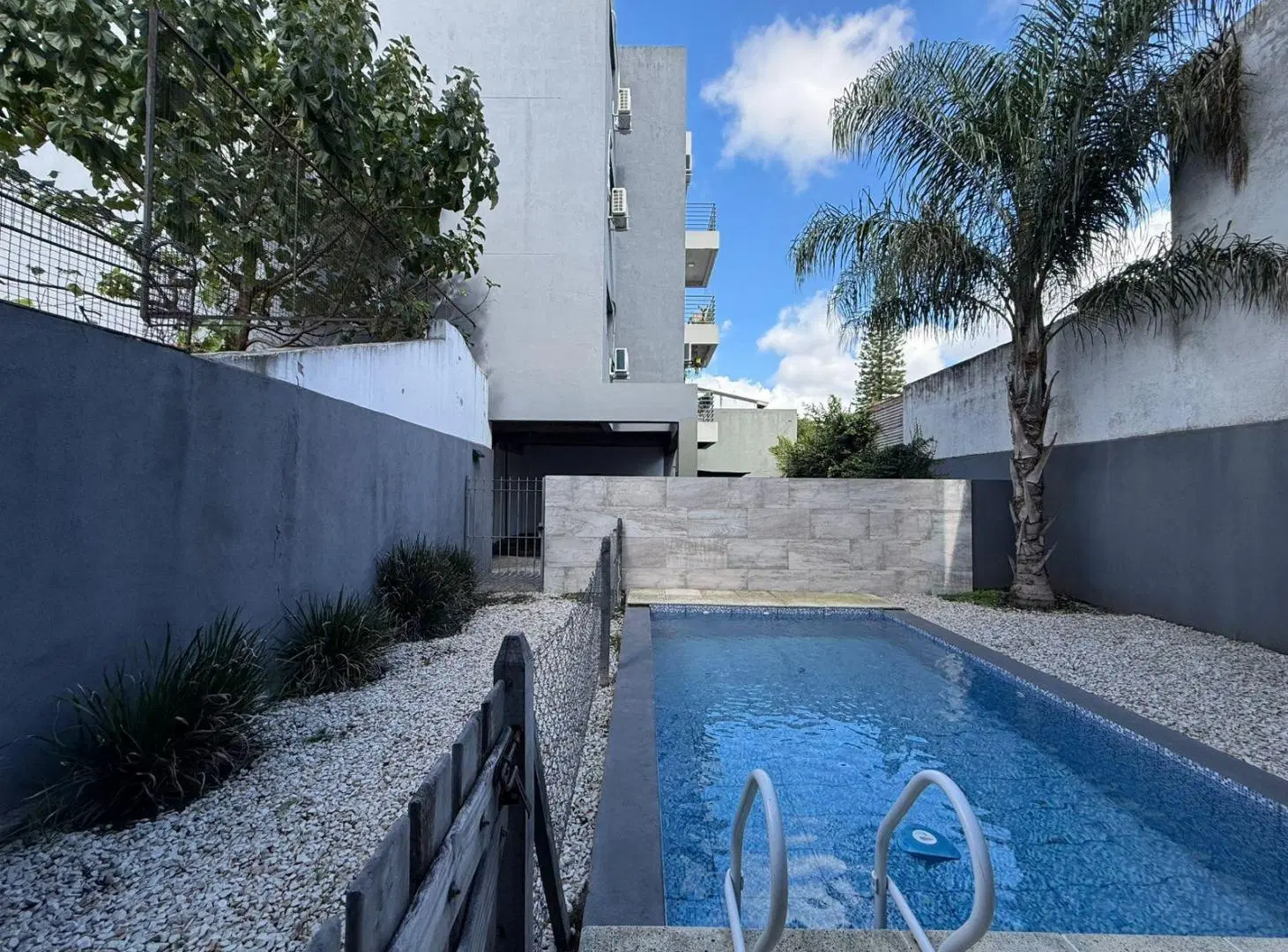 Departamento en alquiler de 2 ambientes con cochera 3