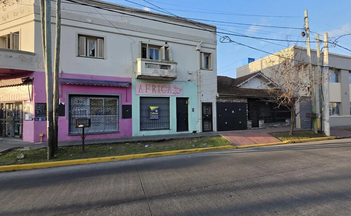 Local en Ezpeleta Este 5