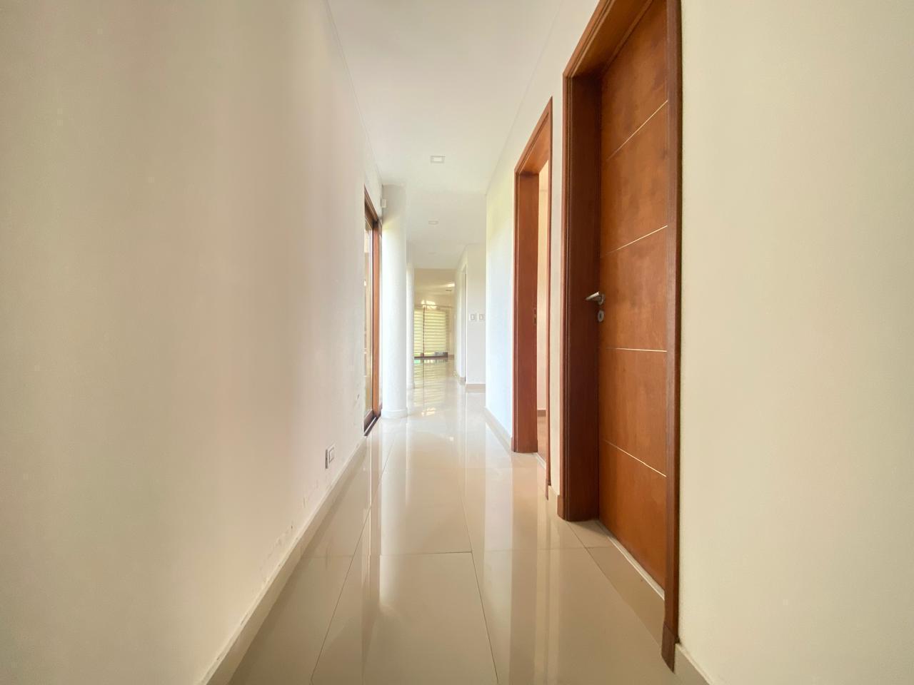 Foto de Casa en alquiler de 4 dormitorios y piscina, imagen 4