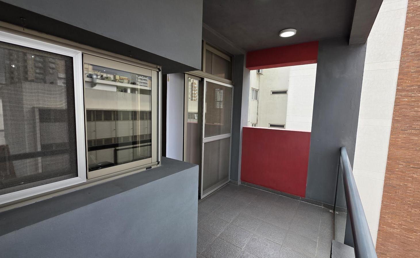 Foto de Alquiler departamento 2 ambientes con cochera Quilmes Centro, imagen 3