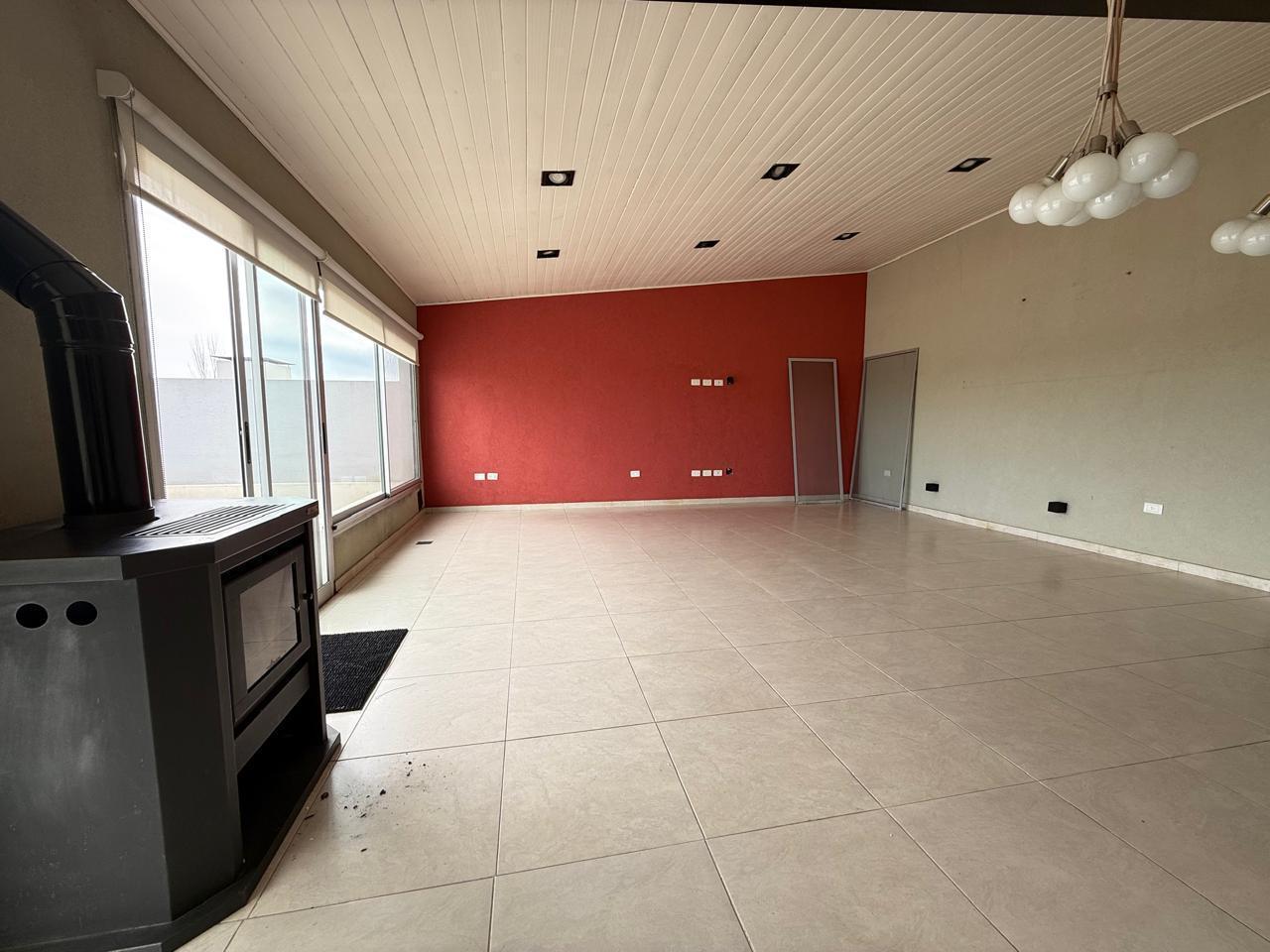 Foto de Alquiler Departamento con cochera amueblado, imagen 3