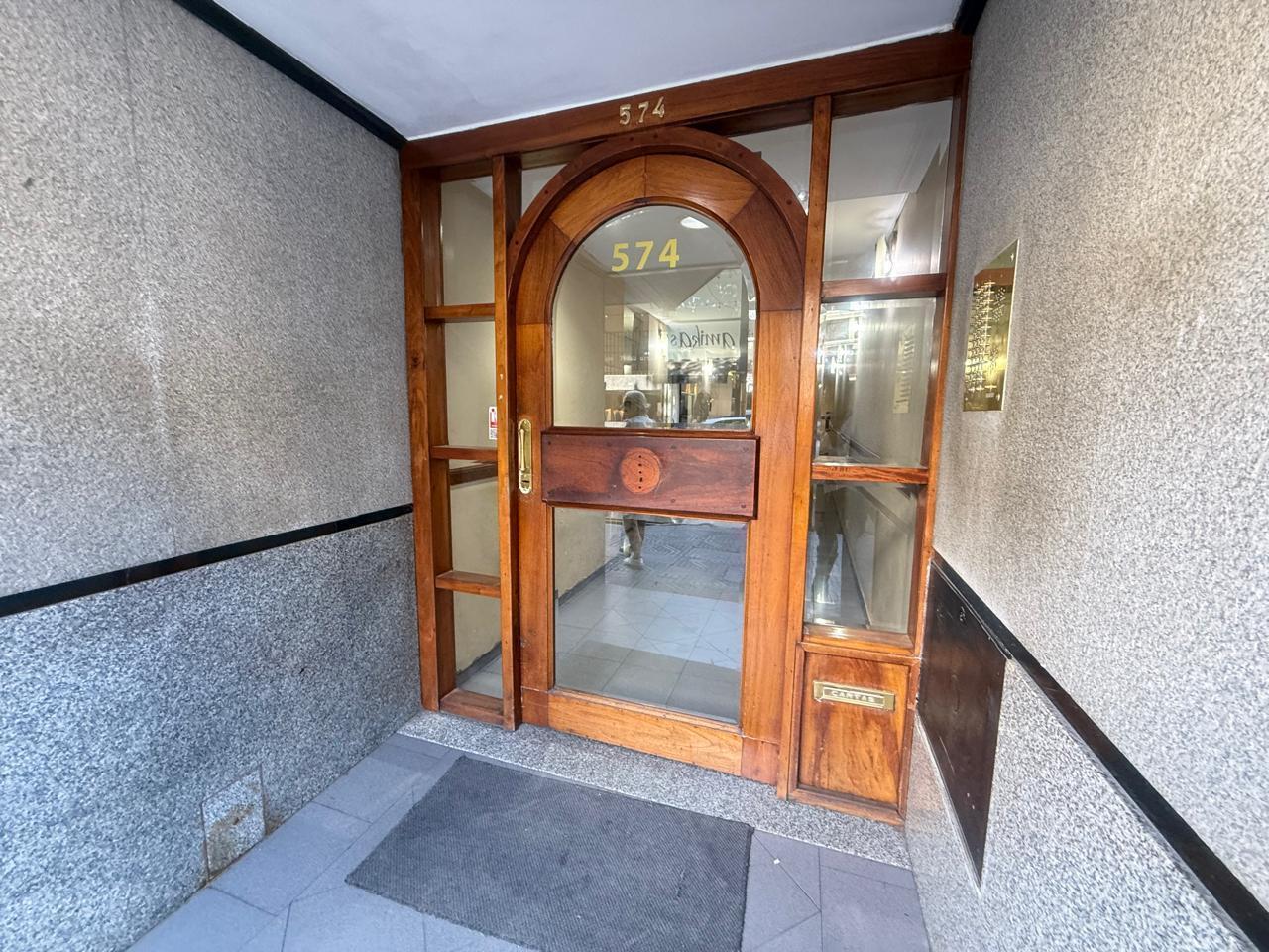 Foto de Departamento en alquiler de 3 ambientes con cochera, imagen 4