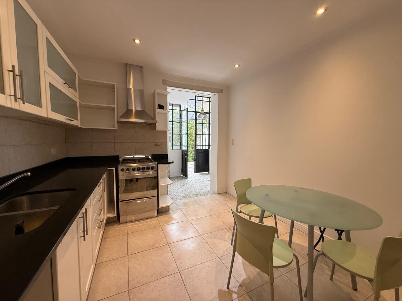 Foto de Casa de 3 dormitorios con patio y parrilla, imagen 1
