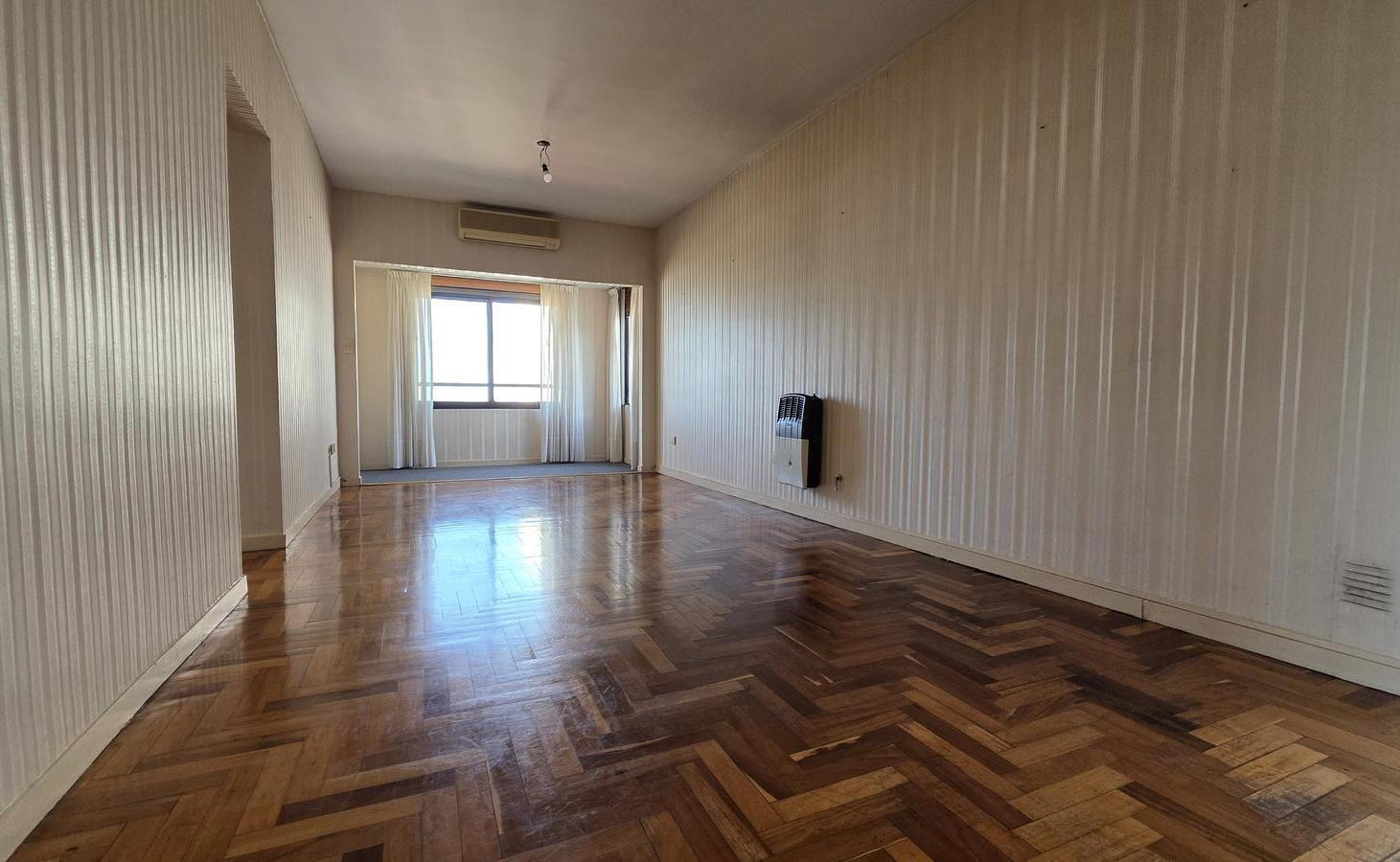 Foto de Venta Departamento 4 ambientes en Quilmes Centro, imagen 3
