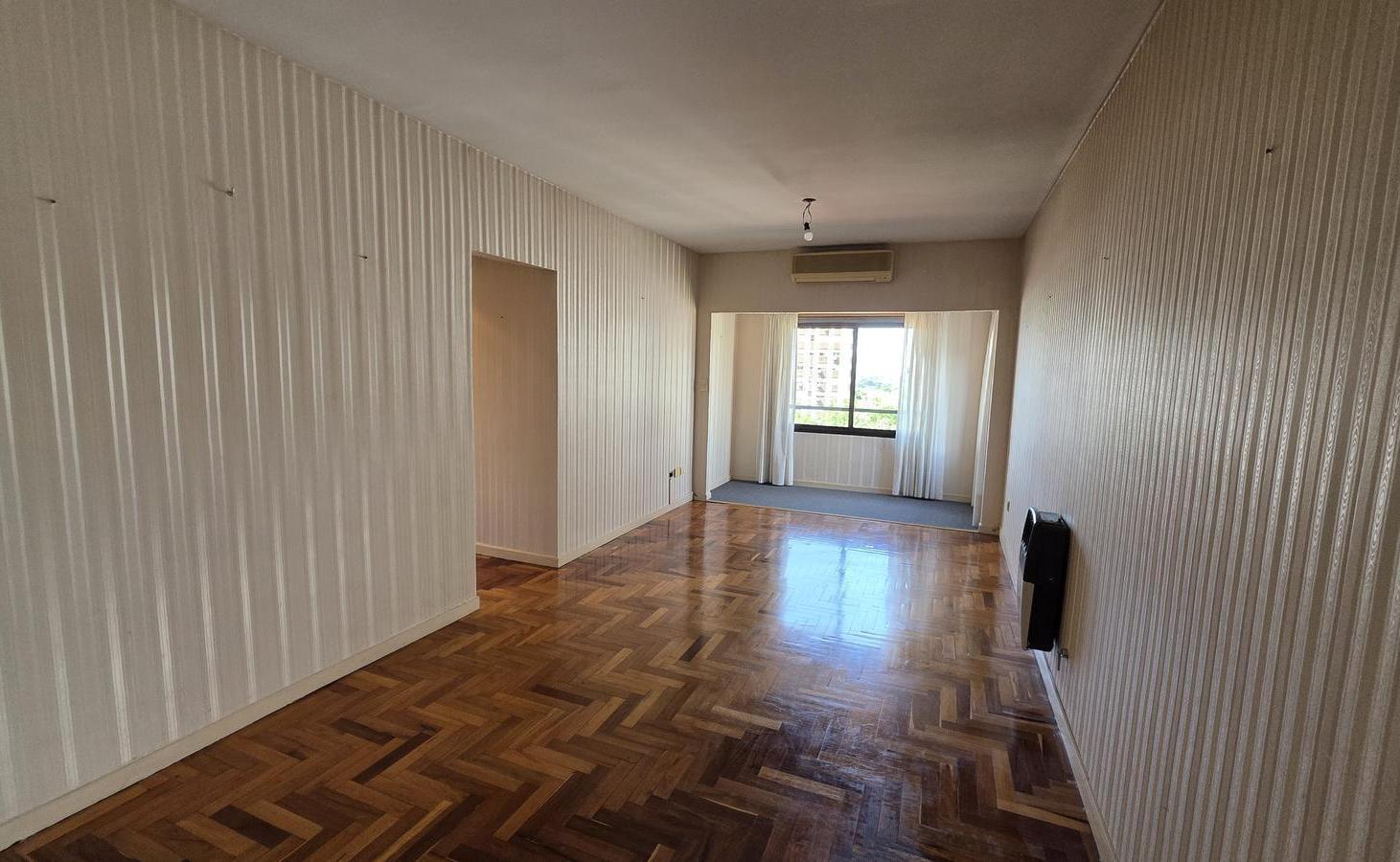 Foto de Venta Departamento 4 ambientes en Quilmes Centro, imagen 1