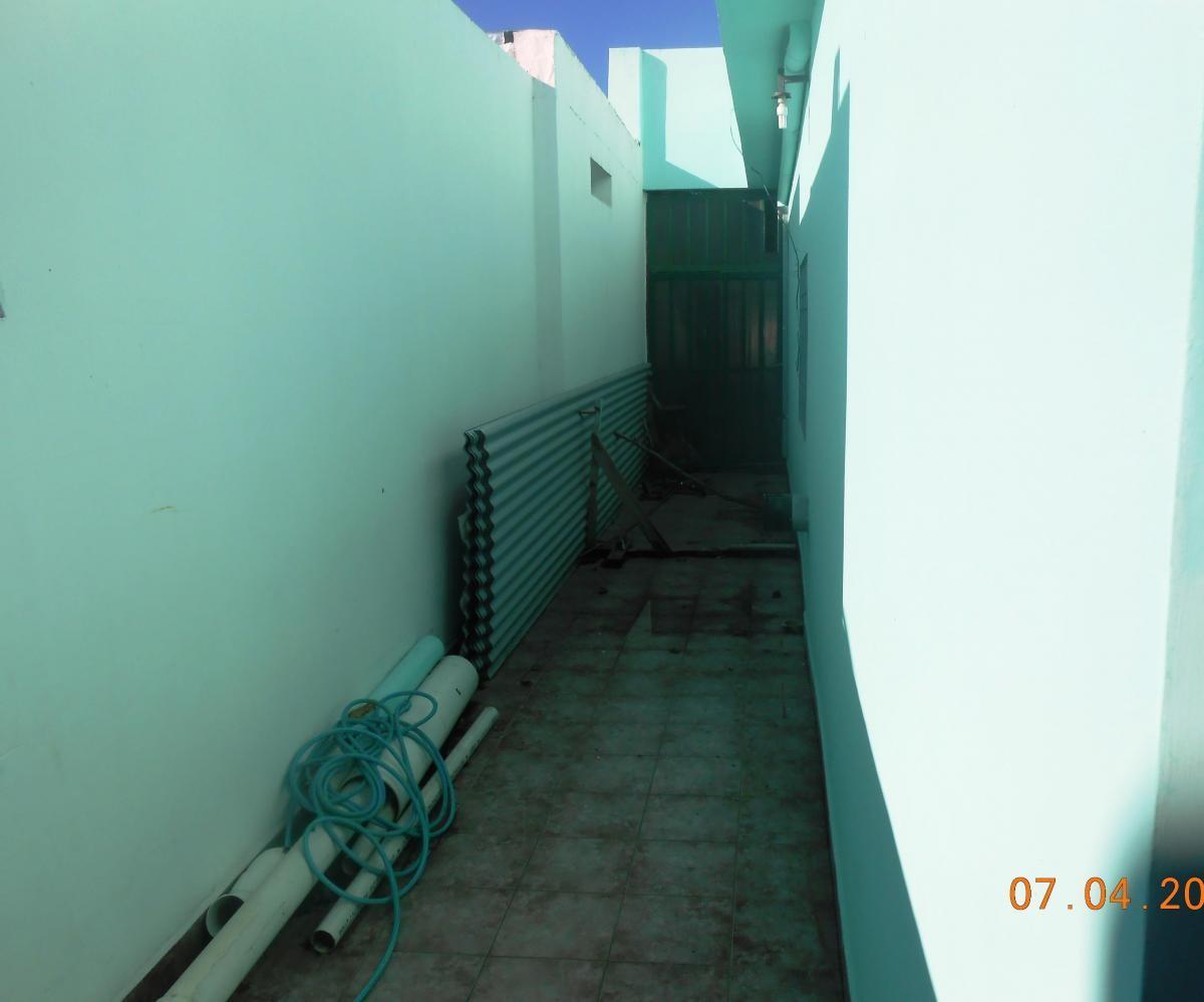 Casa Chalet en Venta Ubicado en Temperley, Lomas de Zamora, G. B. a. Zona Sur 2