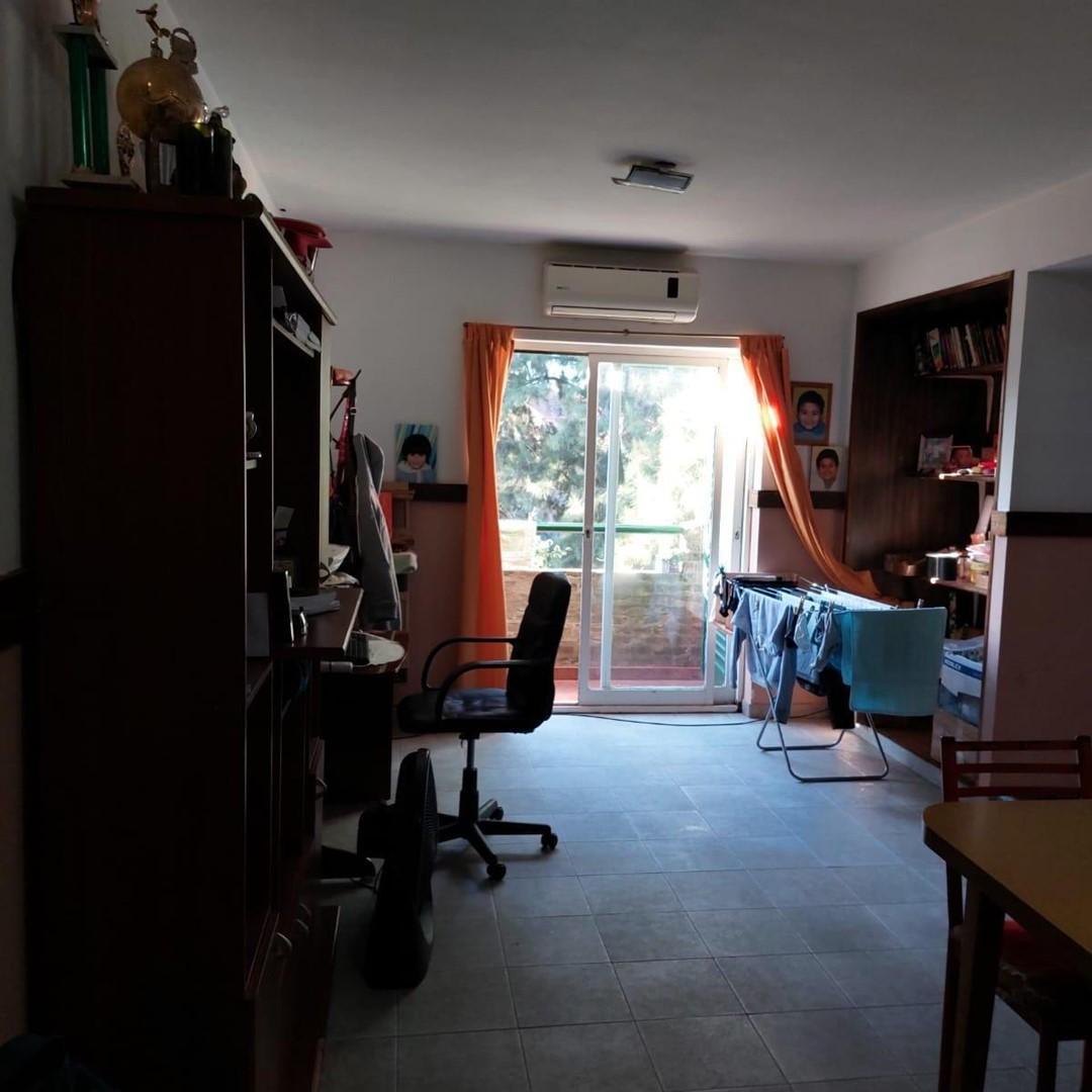Departamento en Venta Ubicado en Burzaco, Almirante Brown, G. B. a. Zona Sur 2