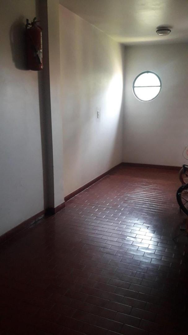 Departamento en Venta Ubicado en Burzaco, Almirante Brown, G. B. a. Zona Sur 4