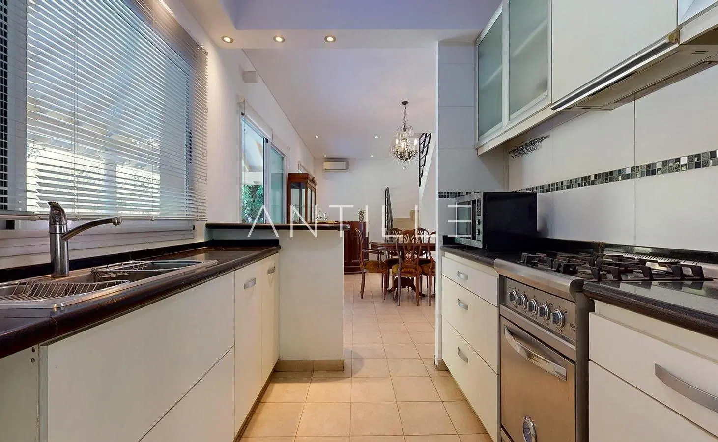 CASA EN VENTA | ABRIL CLUB DE CAMPO 3