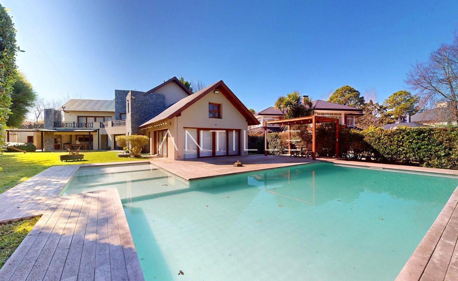 Foto de CASA EN VENTA | ABRIL CLUB DE CAMPO, imagen 2