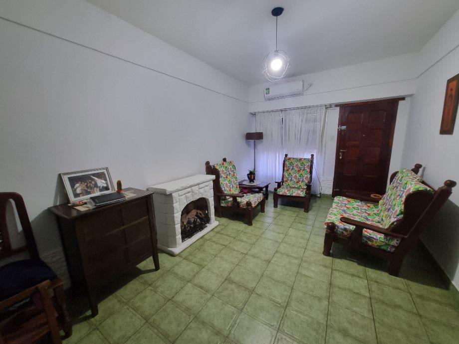 Casa + Dpto. en Parque Quirno (Ideal Dos Familias) 1