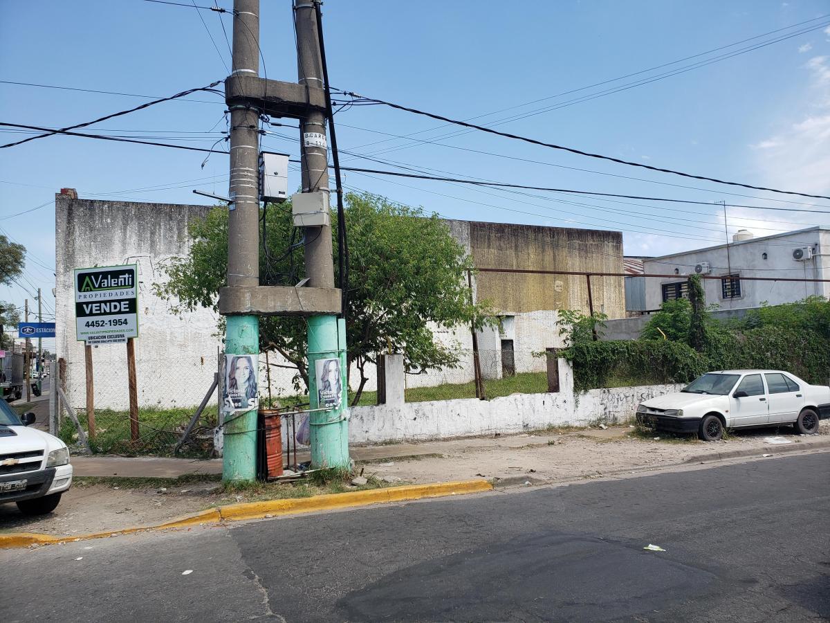 Lote en pleno centro de Villa Tesei
