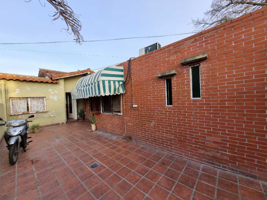 Casa Ideal 2 Familias, Venta en Block. Nuevo Valor 2