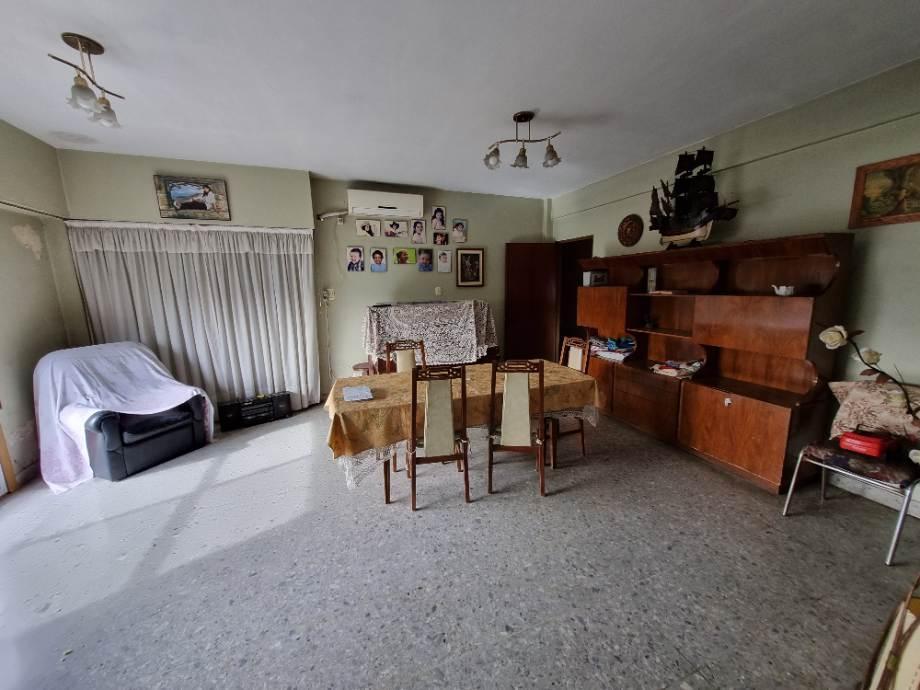 Departamento 4 Amb. Mas 4 Locales Comerciales 3