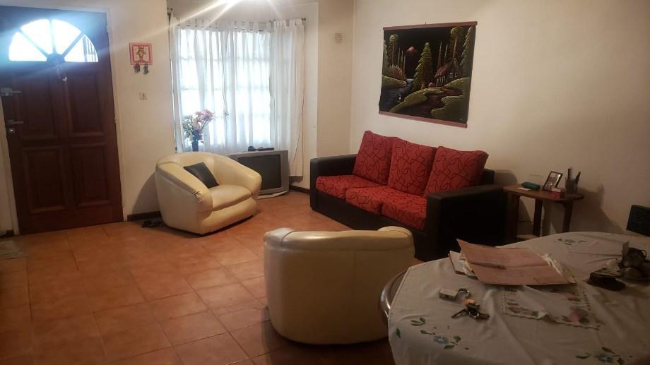 Amplio Duplex 4 Amb. con Cochera 3