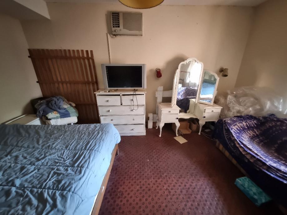 Venta de Chalet 4 Ambientes Sobre Amplio Lote 4