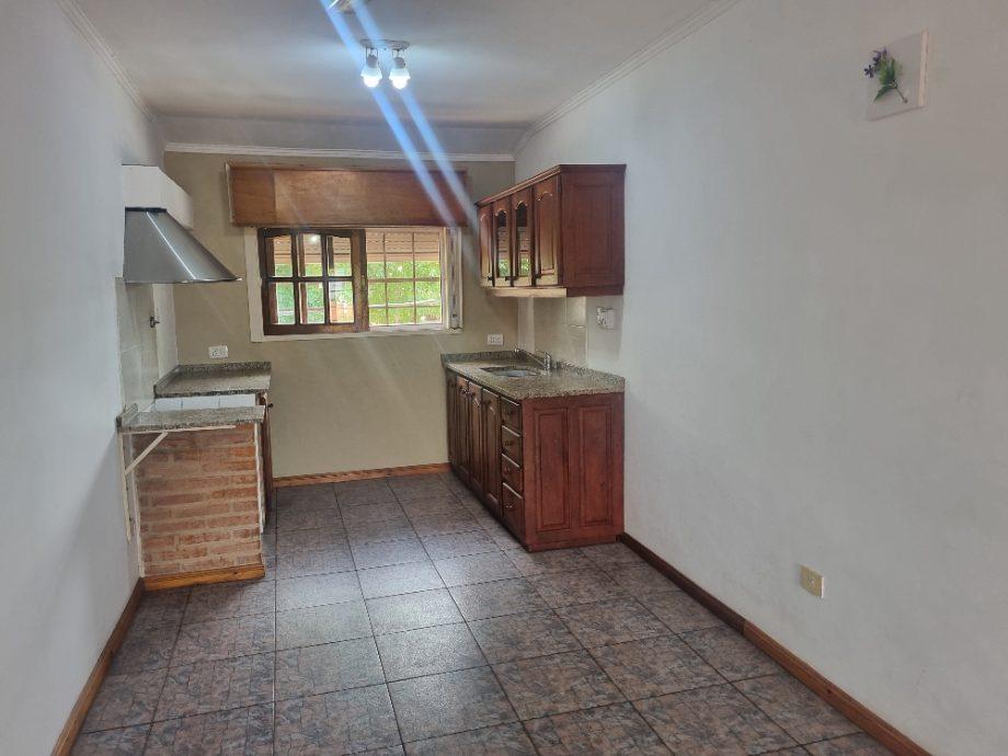Casa Tipo PH en Planta Alta 4 Ambientes 1