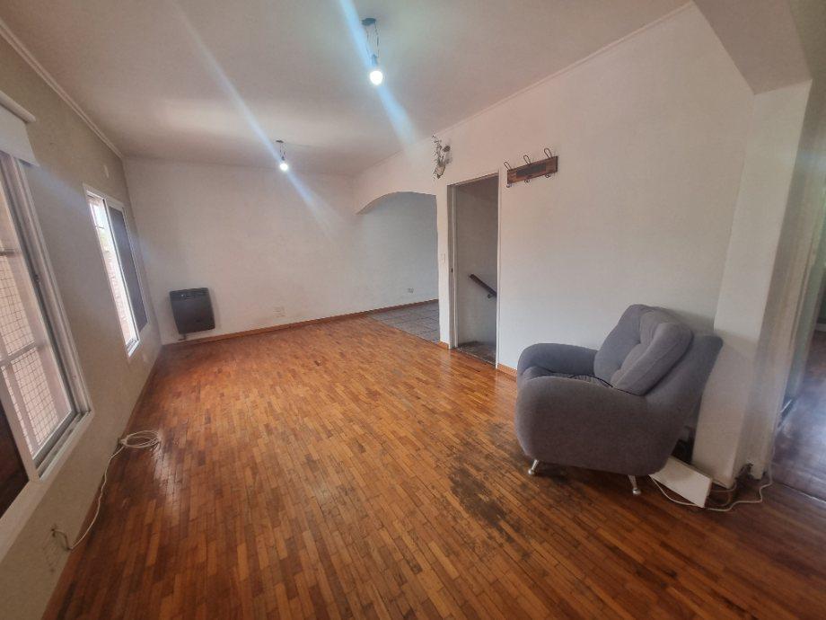Casa Tipo PH en Planta Alta 4 Ambientes 4