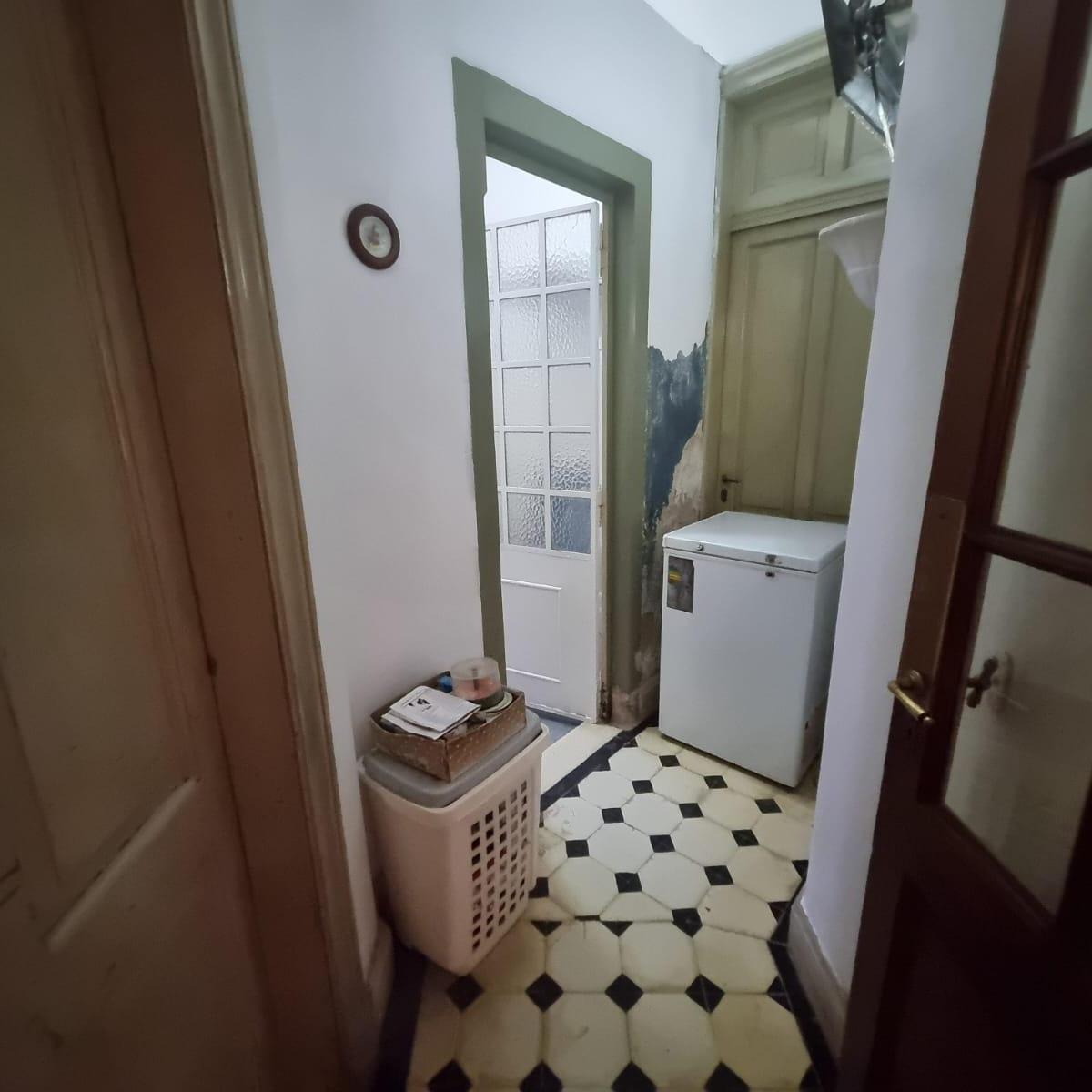 Foto de CASA DE 5 AMBIENTES SOBRE GRAN LOTE CON PISCINA - ZONA IGLESIA, imagen 5