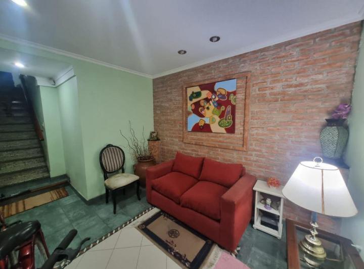 Locales Comerciales Con Vivienda, Hurlingham Centro 1
