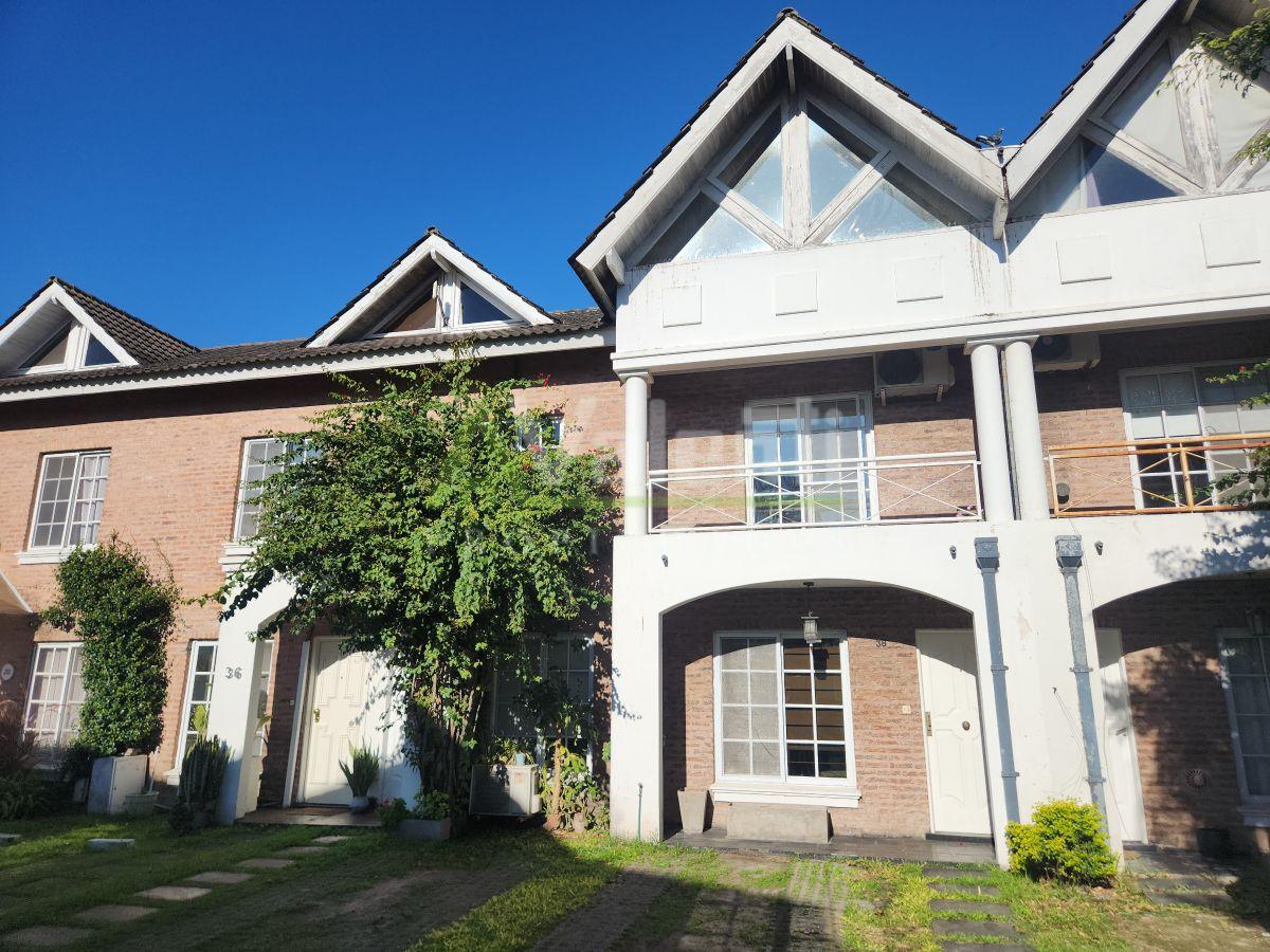 Triplex 4 Ambientes En Venta Con Amenities, Apto Credito Hipotecario, Barrio El Mirador, Hurlingham