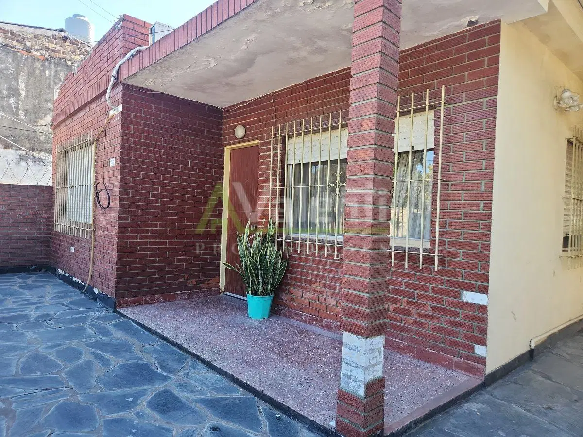 Casa 3 Ambientes En Venta Con Patio y Garage, William C. Morris, Hurlingham 5