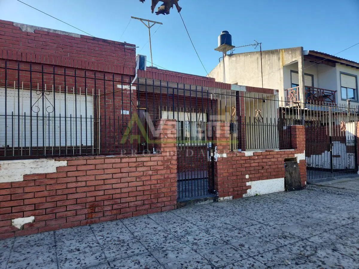 Casa 3 Ambientes En Venta Con Patio y Garage, William C. Morris, Hurlingham 3