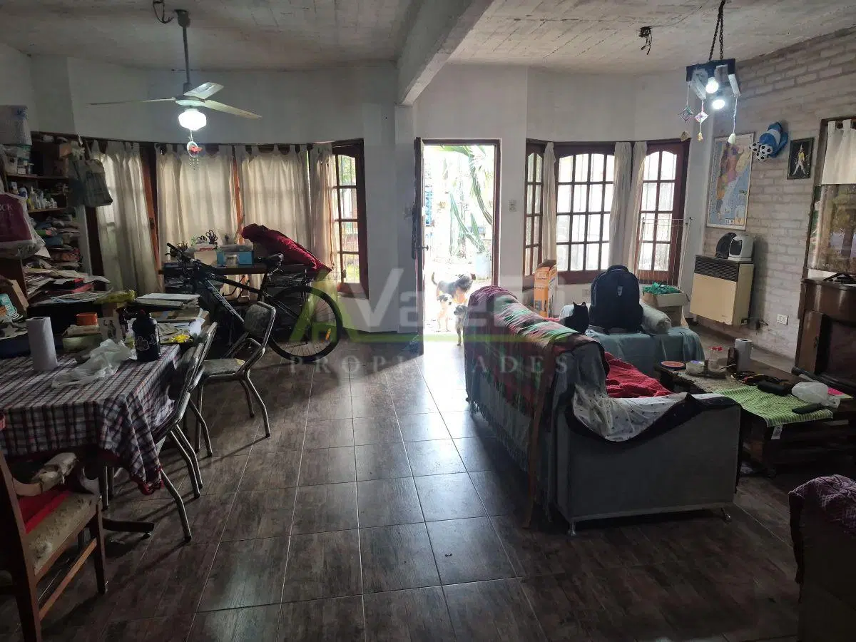 Chalet 4 Ambientes En Venta Con Amplio Jardin, William C. Morris, Hurlingham 3