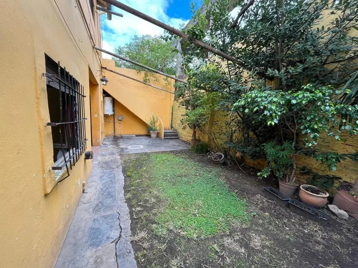 Casa PH P.B 3 Ambientes En Venta Con Patio y Garage, Apto Credito, Parque Johnston, Hurlingham 3
