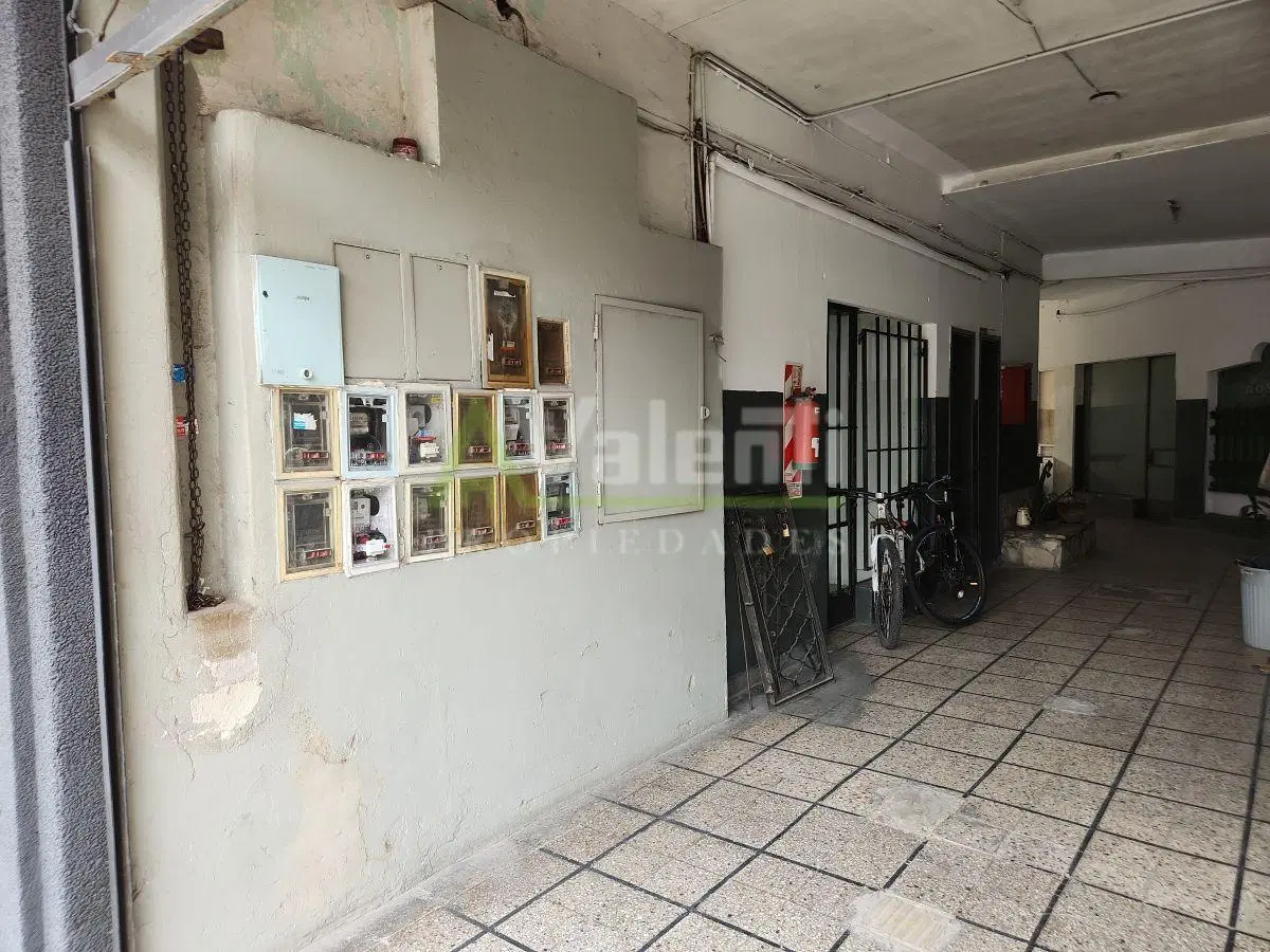 Local Comercial 16m2 En Galeria, Frente Av. Vergara, Hurlingham 3
