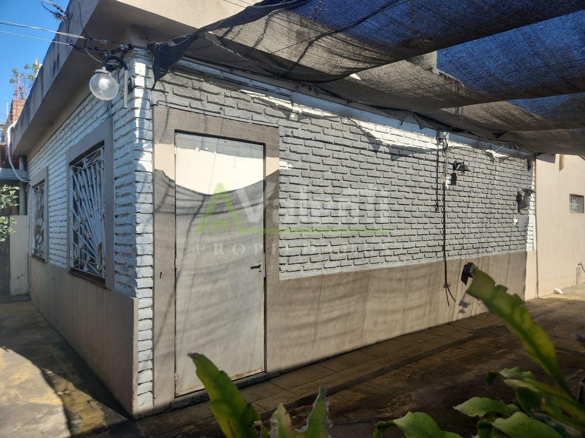 Foto de Casa PH 3 Ambientes Al Fondo En Venta Con Patio Amoblada, Apto Credito, imagen 2