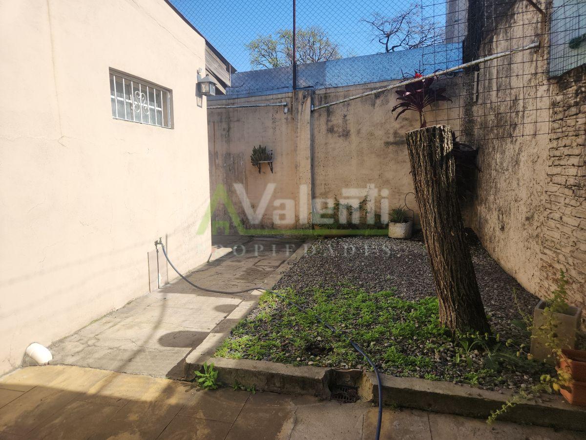 Foto de Casa PH 3 Ambientes Al Fondo En Venta Con Patio Amoblada, Apto Credito, imagen 5