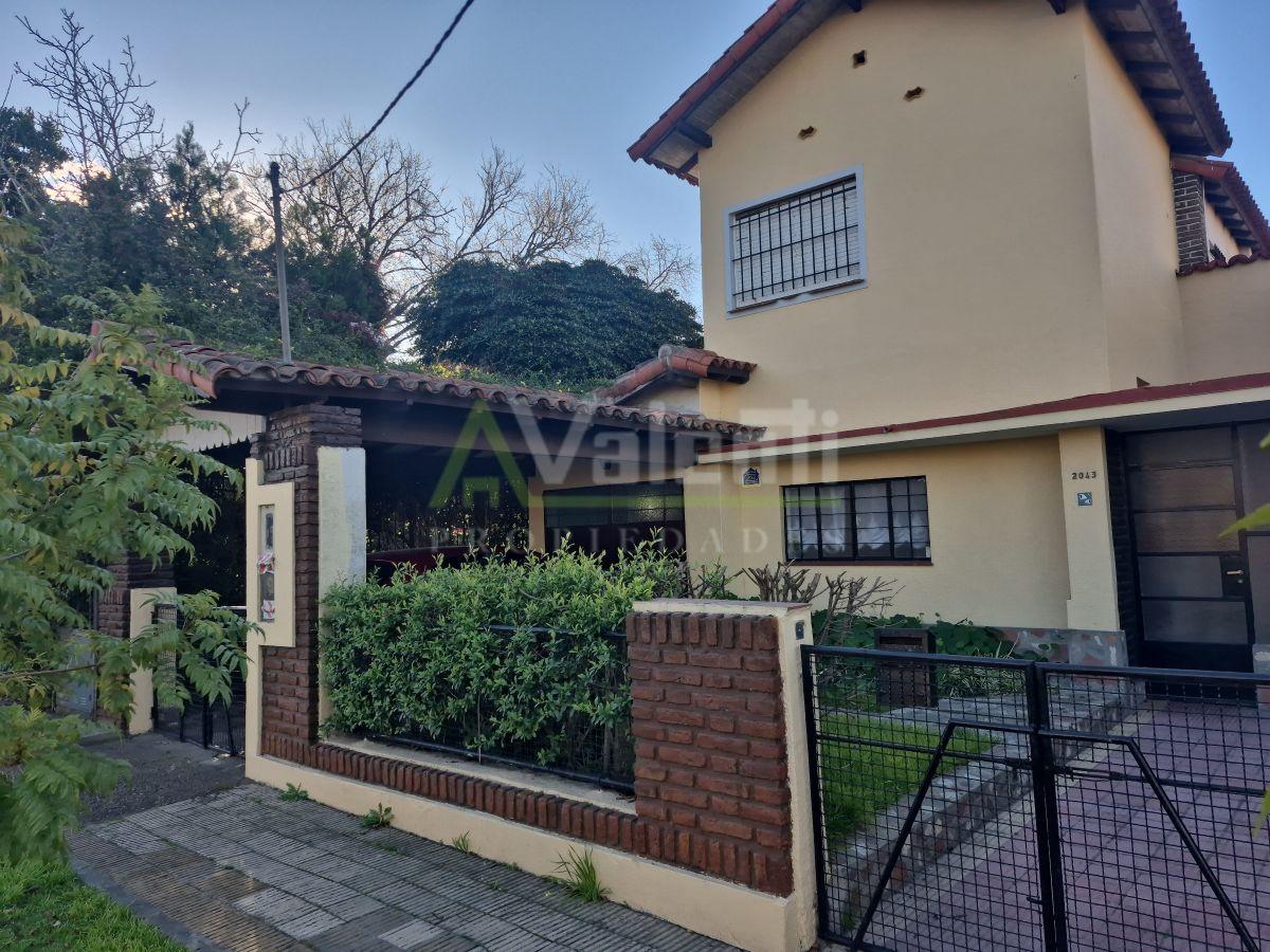 Foto de Chalet 5 Amb. en 1.250m² sobre 3 Lotes En Venta, Apto Emprendimiento, A, imagen 4