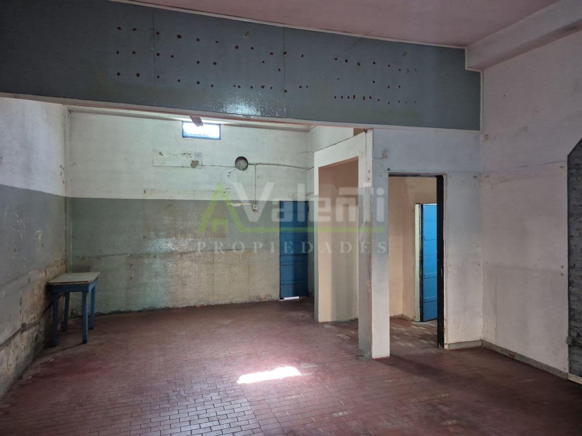 Foto de Local Comercial 30m2 En Alquiler No Abona Expensas, Sobre Av. Pedro, imagen 2