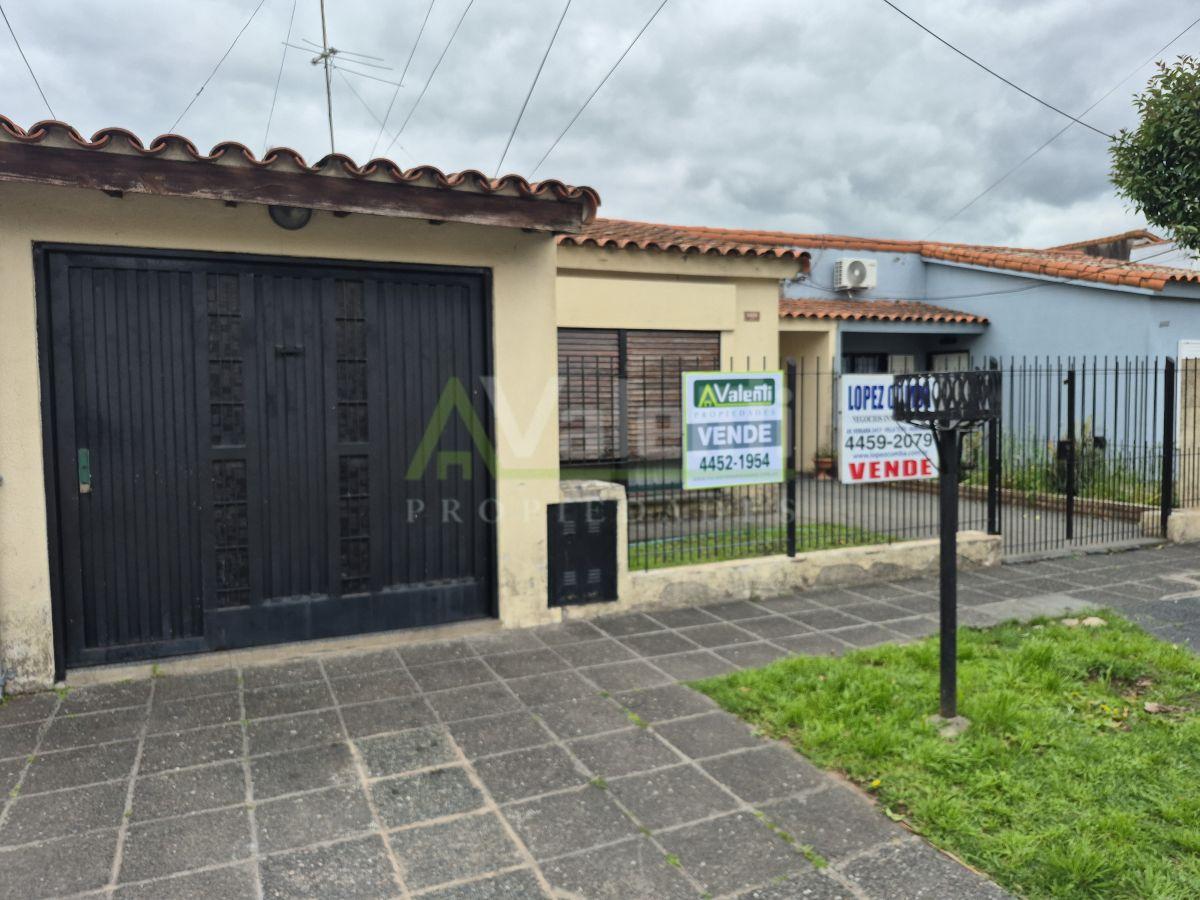 Foto de Chalet 4 Ambientes En Lote 340m2 Con Jardín y Garage, Apto Credito, imagen 1