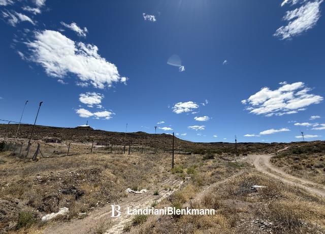Terreno en Piedra del Aguila 3
