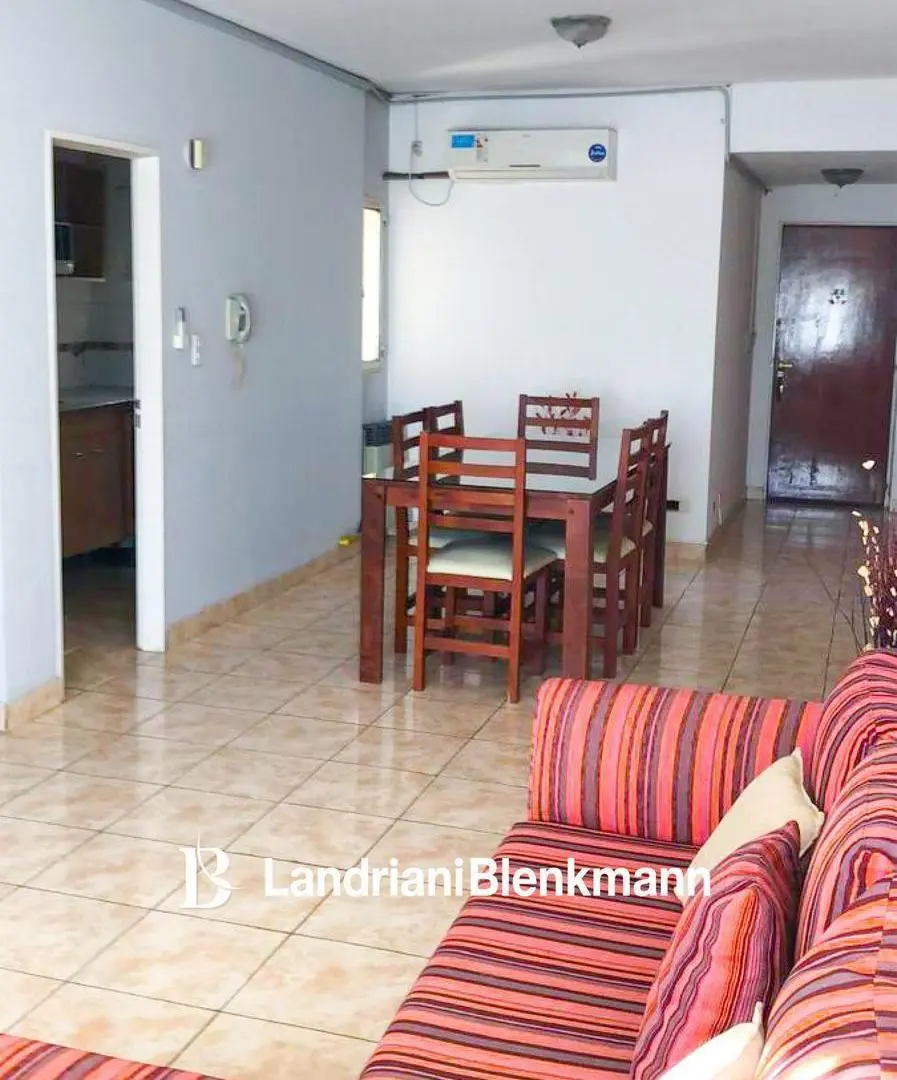 Departamento en venta 3 dormitorios, Zona Centro. 2