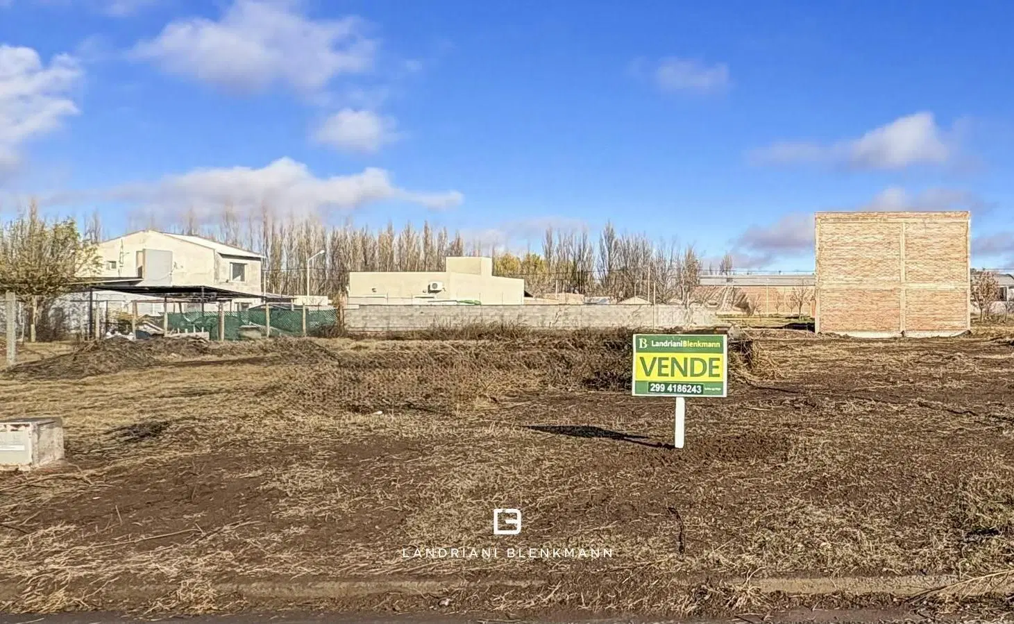 Landriani Blenkmann vende en exclusiva Terreno 1