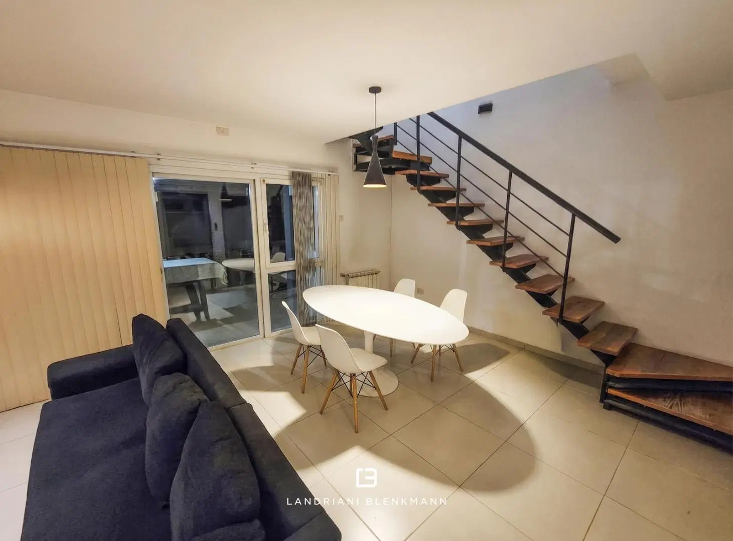 PH en venta en calle Los Arrayanes. Fernandez Oro 4