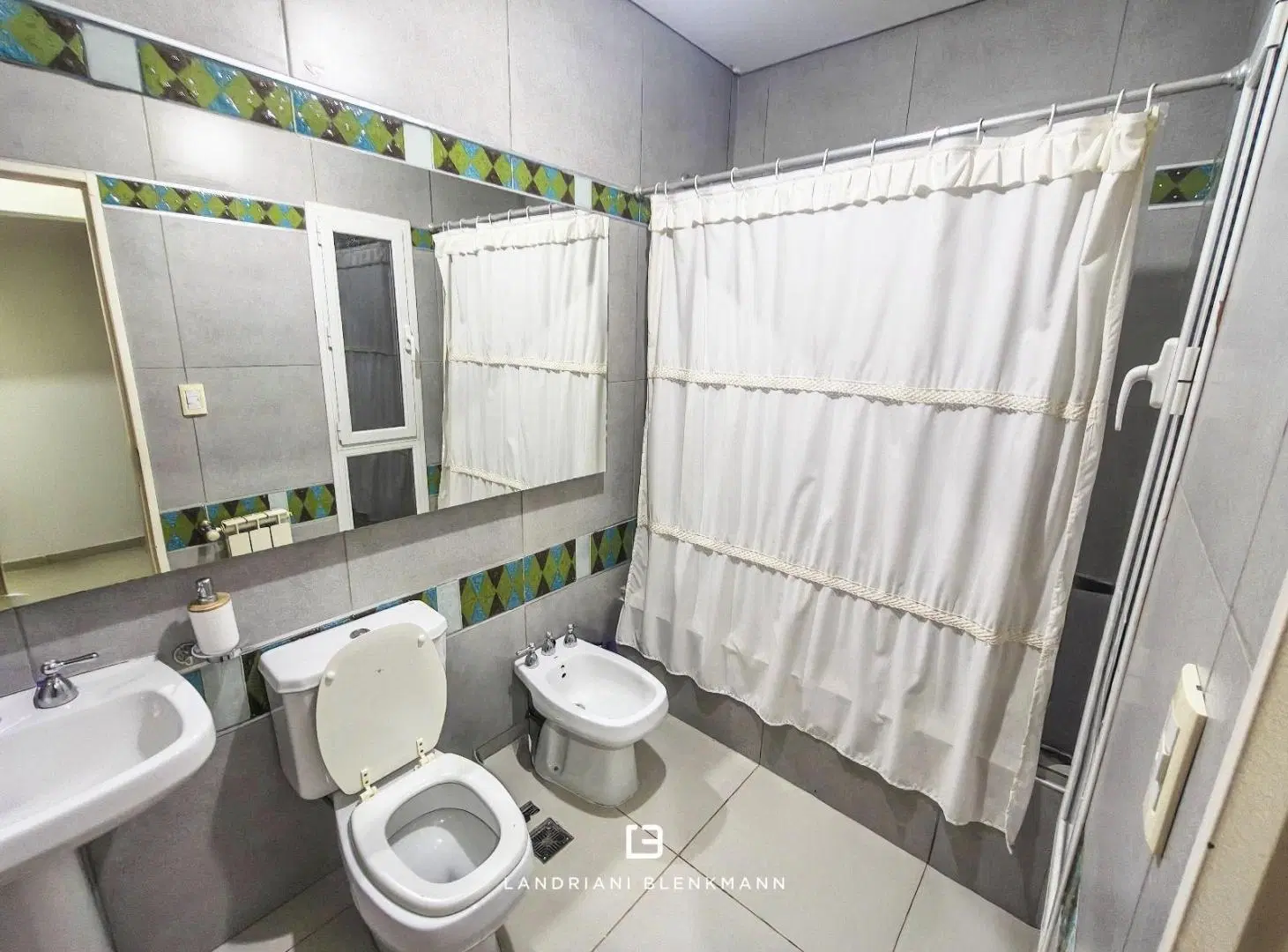 PH en venta en calle Los Arrayanes. Fernandez Oro 3