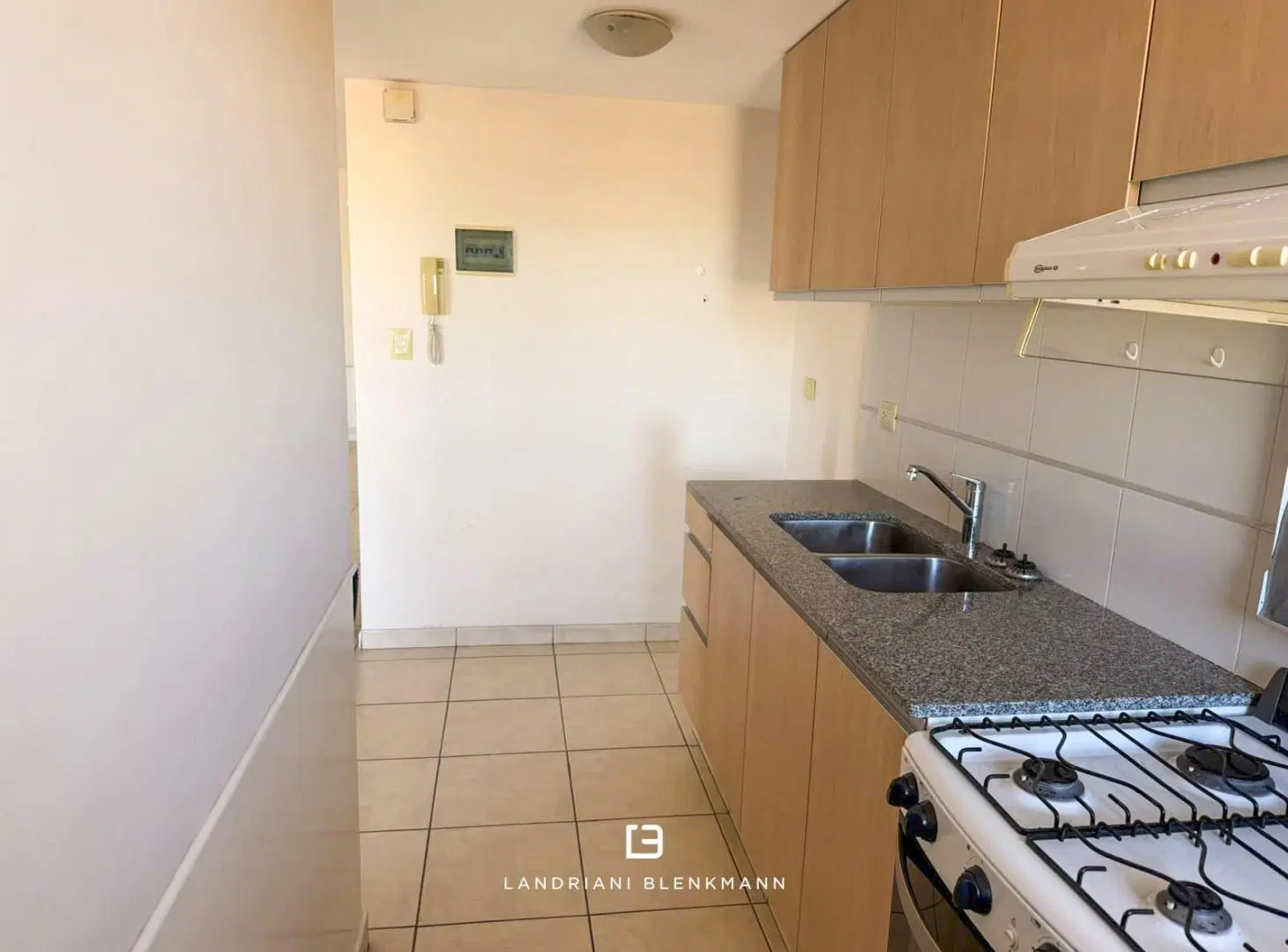 Departamento en Neuquén, 2 Hab calle SAN JUAN, Santa Genoveva 5