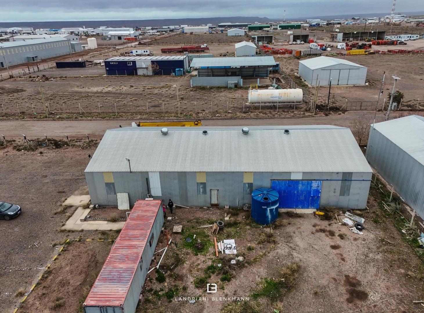 Foto de Venta Galpon con Trailer Parque Industrial en Añelo, imagen 2