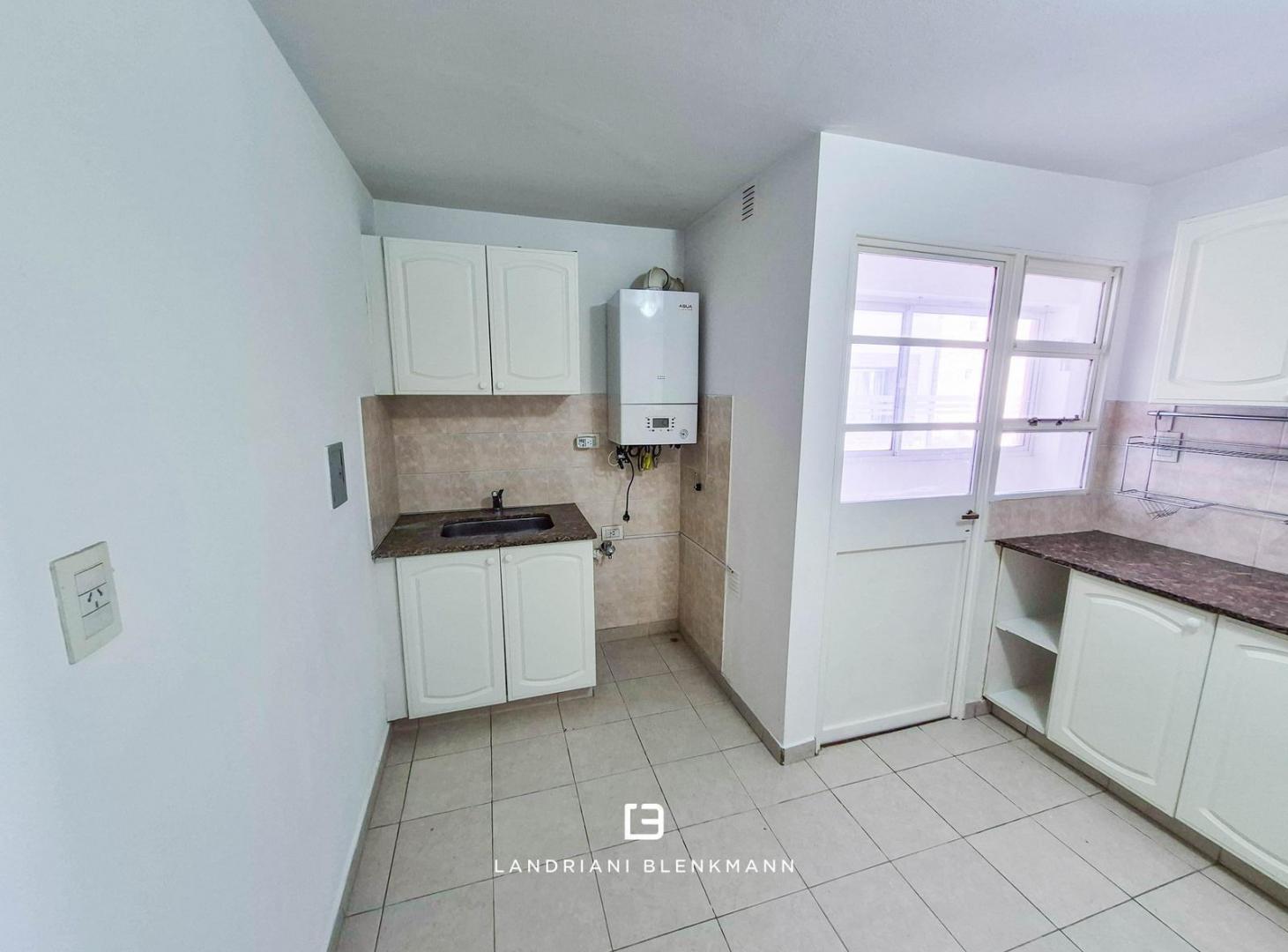Foto de Alquiler Departamento 3 Dorm. | Baño en suite | 2 Cocheras, imagen 3