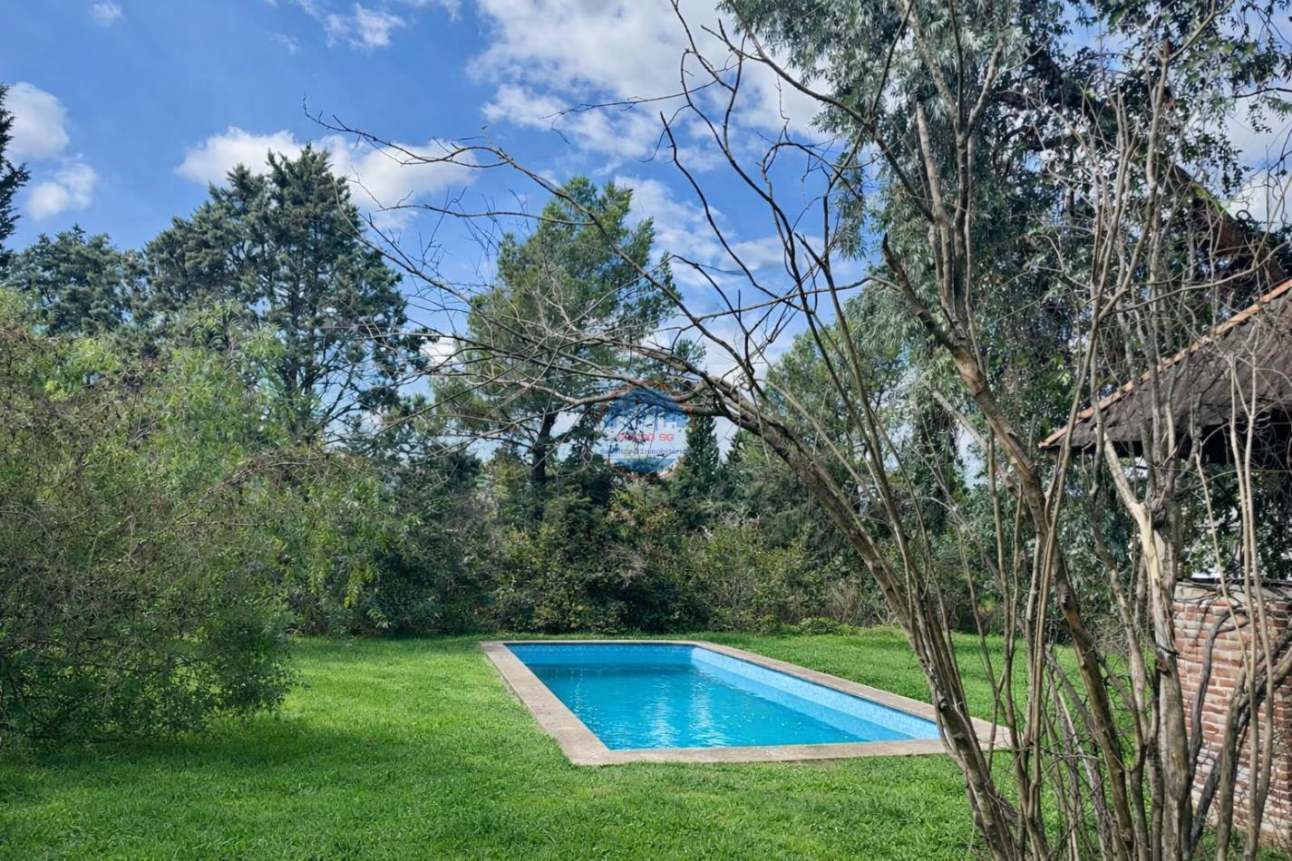 VENTA CASA EN VILLA GRAL BELGRANO CON PISCINA
