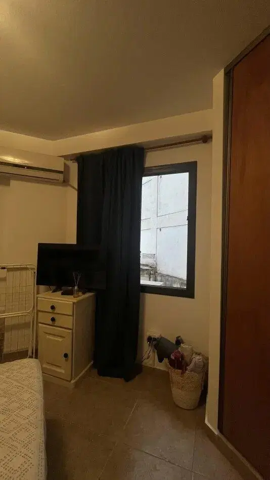 Venta General Paz - Departamento De 1 Dormitorios Frente A La Plaza Alberdi. 8